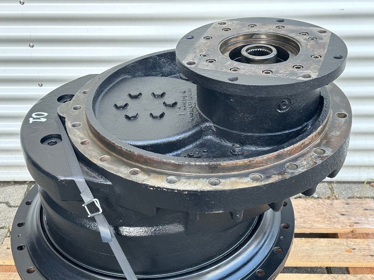 Final drive for Bulldozer Liebherr Fahrantrieb FAT500E502.  ID-Nr.933127201.   PR734L-724 - PR734XL-725 - PR734LGP-726.  #11193.01#: picture 13 Final drive for Bulldozer Liebherr Fahrantrieb FAT500E502.  ID-Nr.933127201.   PR734L-724 - PR734XL-725 - PR734LGP-726.  #11193.01#: picture 13