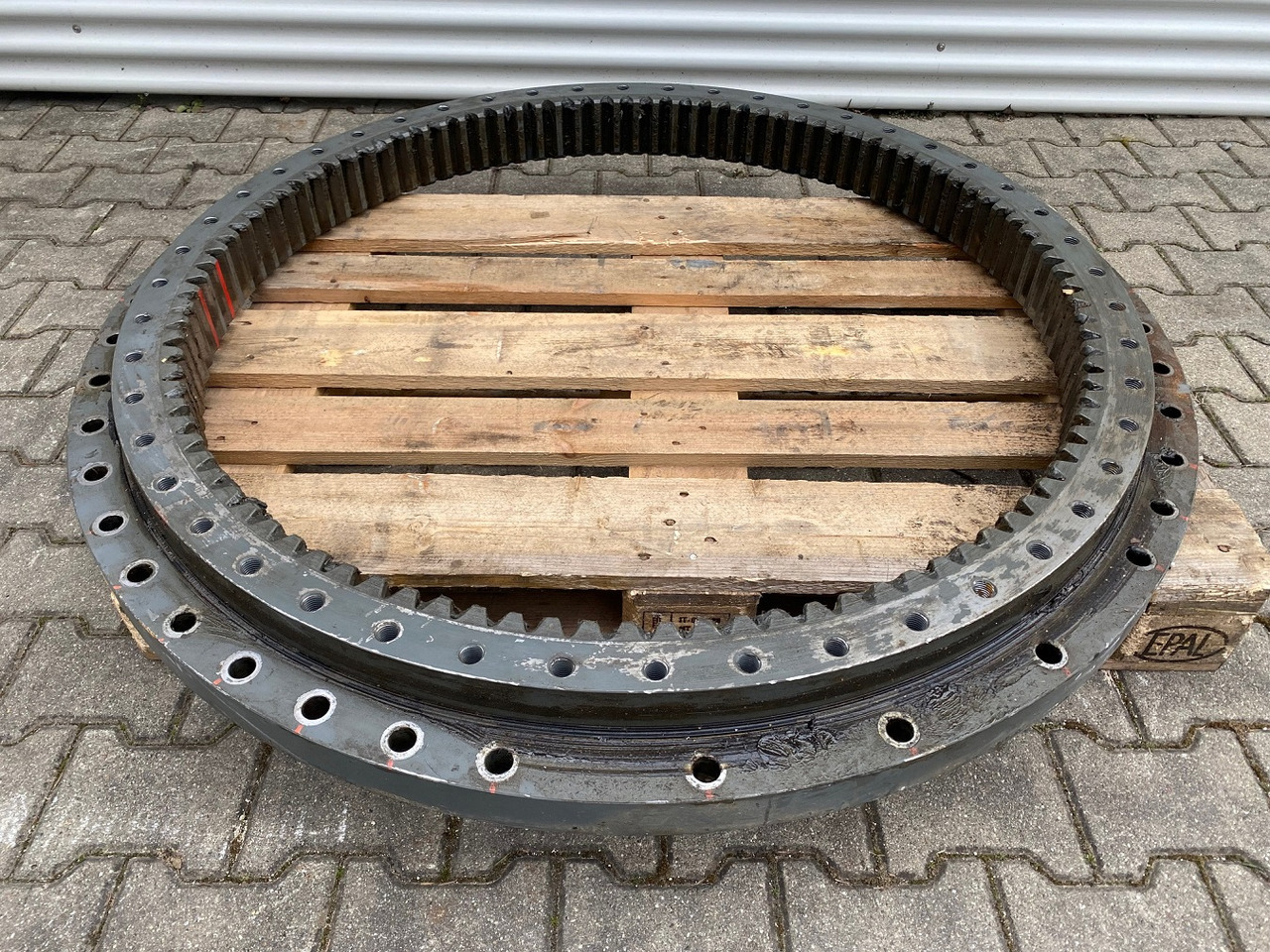 Liebherr Kugeldrehverbindung ID-Nr.90217104. Typ:KUD44VJ023. R926 K-LC. #11355# - Slewing ring for Crawler excavator: picture 1 Liebherr Kugeldrehverbindung ID-Nr.90217104. Typ:KUD44VJ023. R926 K-LC. #11355# - Slewing ring for Crawler excavator: picture 1