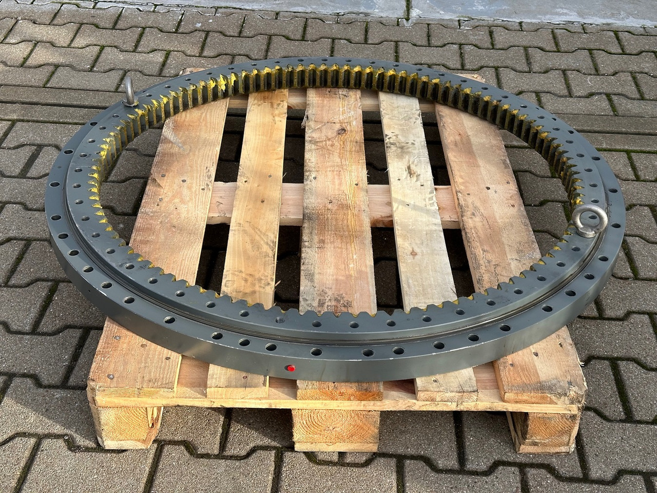 Liebherr Kugeldrehverbindung Typ:KUD34VJ005-000. ID-Nr.90020576. R914 COMP-1194. #159-10793# - Slewing ring for Crawler excavator: picture 1 Liebherr Kugeldrehverbindung Typ:KUD34VJ005-000. ID-Nr.90020576. R914 COMP-1194. #159-10793# - Slewing ring for Crawler excavator: picture 1