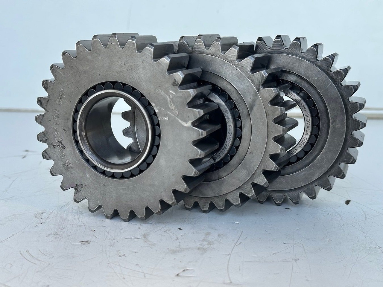 Liebherr Planetenrad ID-Nr.9442840 - ID-Nr.944284003. FAT350 - FAT350P022 - FAT350P059 - FAT350P062 - FAT350P068 - FAT350P079. LH22C, R313, R317, R900, R902, R904, R912, R914, R922, R924, R924 COMP - Final drive for Construction machinery: picture 4 Liebherr Planetenrad ID-Nr.9442840 - ID-Nr.944284003. FAT350 - FAT350P022 - FAT350P059 - FAT350P062 - FAT350P068 - FAT350P079. LH22C, R313, R317, R900, R902, R904, R912, R914, R922, R924, R924 COMP - Final drive for Construction machinery: picture 4