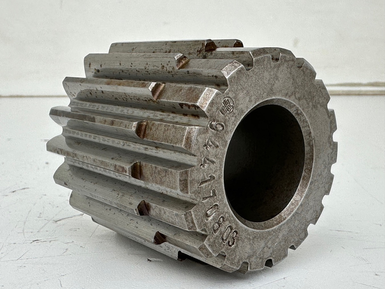 Liebherr Sonnenrad ID-Nr.9441708 - ID-Nr.944170803. SAT300/213. E942, LOS942, LOS944, P944, R942, R944, R944B. #9441708.30.03# - Swing motor for Excavator: picture 1 Liebherr Sonnenrad ID-Nr.9441708 - ID-Nr.944170803. SAT300/213. E942, LOS942, LOS944, P944, R942, R944, R944B. #9441708.30.03# - Swing motor for Excavator: picture 1