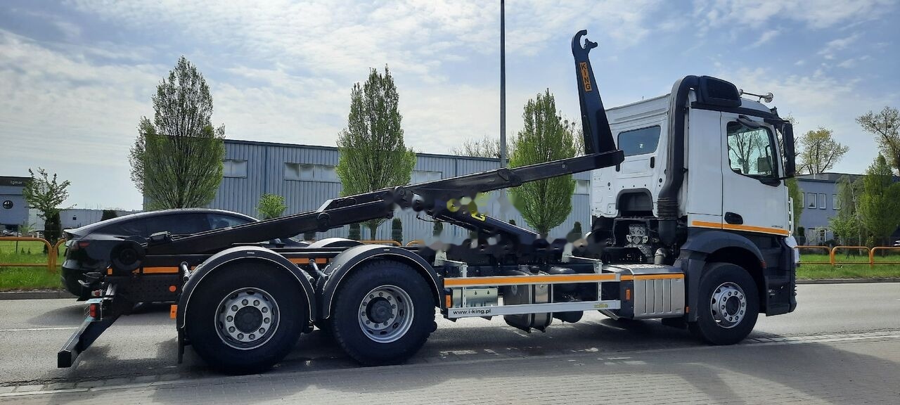 Mercedes-Benz Actros 2542 KING HZ-20R - Hook lift truck: picture 1 Mercedes-Benz Actros 2542 KING HZ-20R - Hook lift truck: picture 1