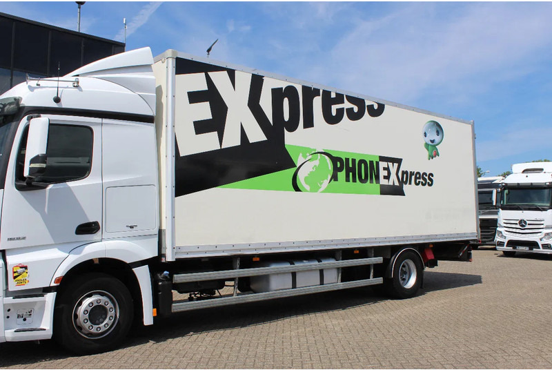 Mercedes-Benz Actros 1832 * EURO6 * 4X2 * - Box truck: picture 3 Mercedes-Benz Actros 1832 * EURO6 * 4X2 * - Box truck: picture 3