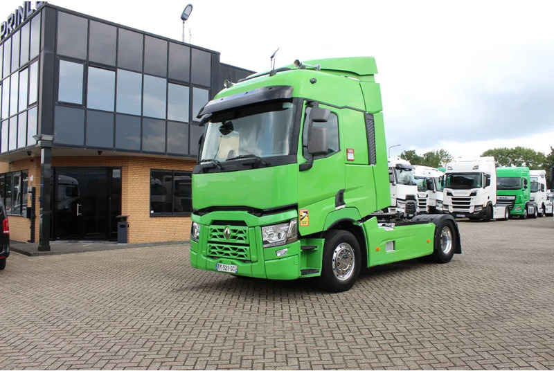 Renault T520 * EURO6 * 4X2 * RETARDER - Tractor unit: picture 1 Renault T520 * EURO6 * 4X2 * RETARDER - Tractor unit: picture 1