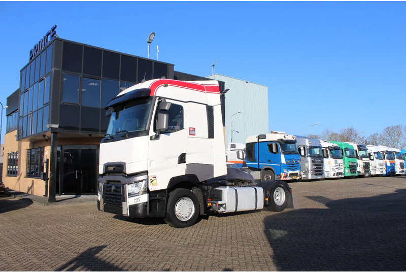 Renault T520 * RETARDER * 4X2 * HYDRAILIC * - Tractor unit: picture 1 Renault T520 * RETARDER * 4X2 * HYDRAILIC * - Tractor unit: picture 1