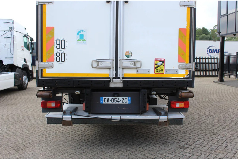 Volvo FM 330 * EURO5 * CARRIER SUPRA SILENT MT * - Refrigerator truck: picture 5 Volvo FM 330 * EURO5 * CARRIER SUPRA SILENT MT * - Refrigerator truck: picture 5