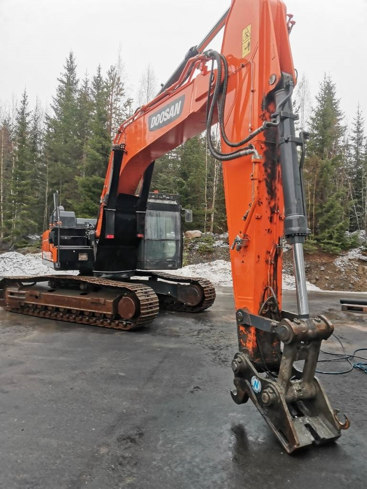 Doosan DX 300 LC-5 - Crawler excavator: picture 4 Doosan DX 300 LC-5 - Crawler excavator: picture 4