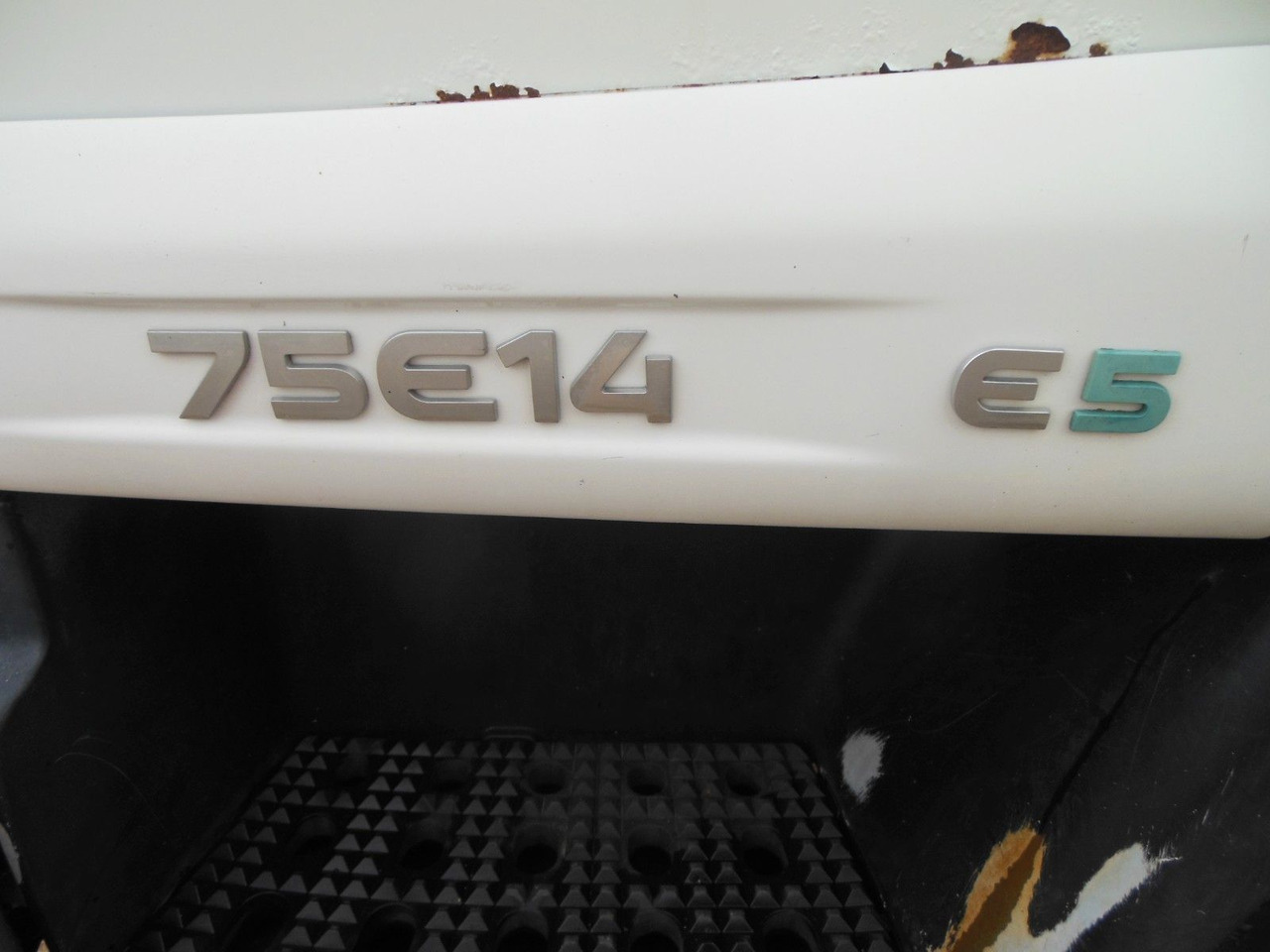 Iveco EUROCARGO 75E14 - Box van: picture 5 Iveco EUROCARGO 75E14 - Box van: picture 5