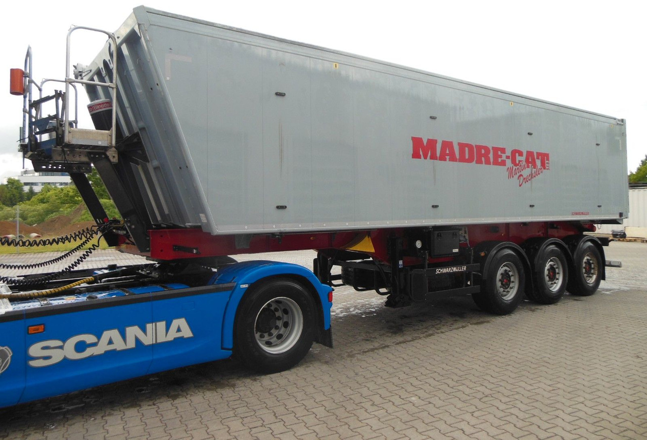 Schwarzmüller KIS 3/E, SAF, 49M3, ACHSEN 9 TONE, TOP - Tipper semi-trailer: picture 1 Schwarzmüller KIS 3/E, SAF, 49M3, ACHSEN 9 TONE, TOP - Tipper semi-trailer: picture 1