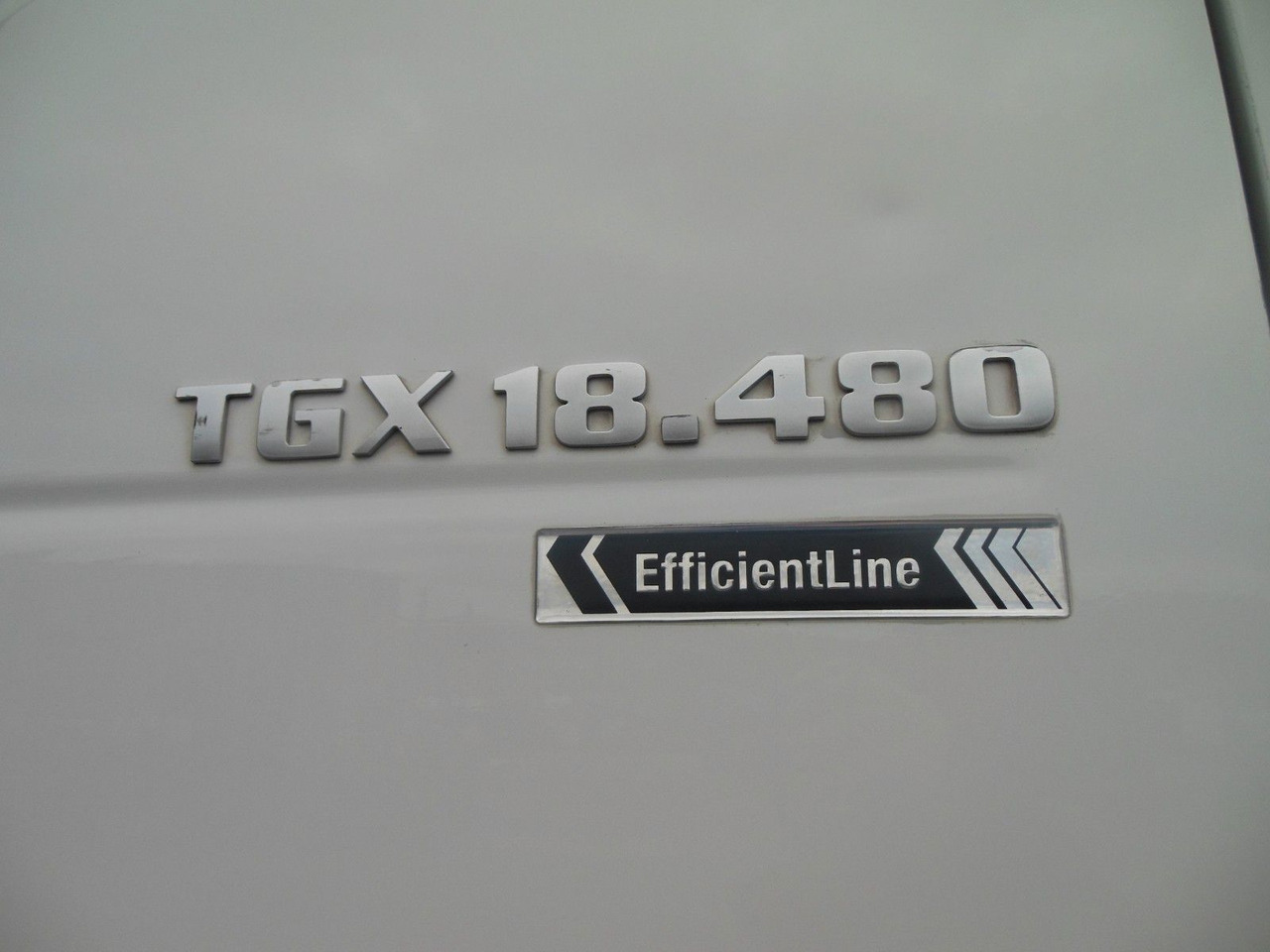 MAN TGX 18.480 LLS-U, LOWDECK + KRONE MEGA MAN TGX 18.480 LLS-U, LOWDECK - Tractor unit: picture 5 MAN TGX 18.480 LLS-U, LOWDECK + KRONE MEGA MAN TGX 18.480 LLS-U, LOWDECK - Tractor unit: picture 5