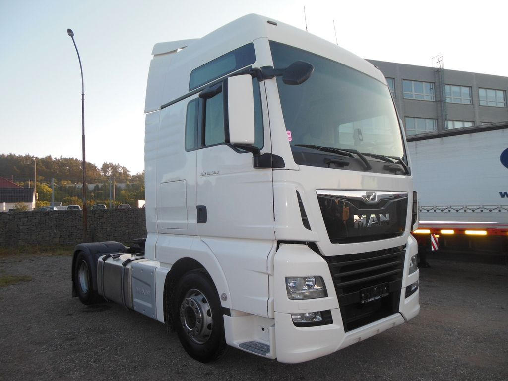 MAN TGX 18.500 XXL, RETARDER, TOP STAND - Tractor unit: picture 2 MAN TGX 18.500 XXL, RETARDER, TOP STAND - Tractor unit: picture 2