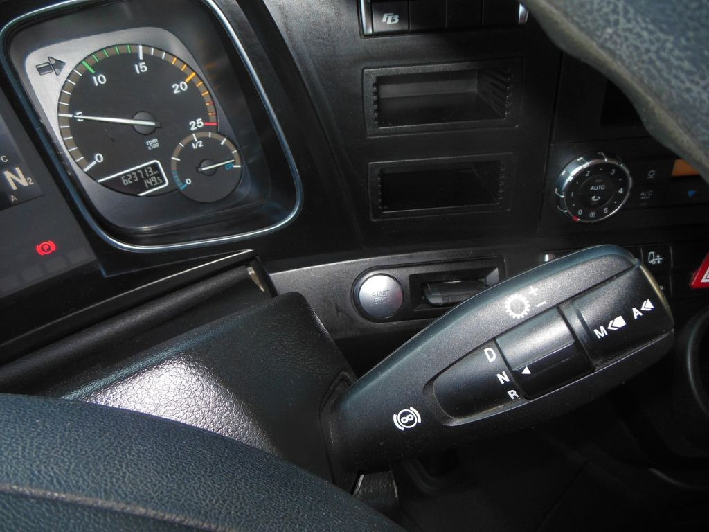 Tractor unit Mercedes-Benz 1845 ACTROS, STANDKLIMA: picture 16