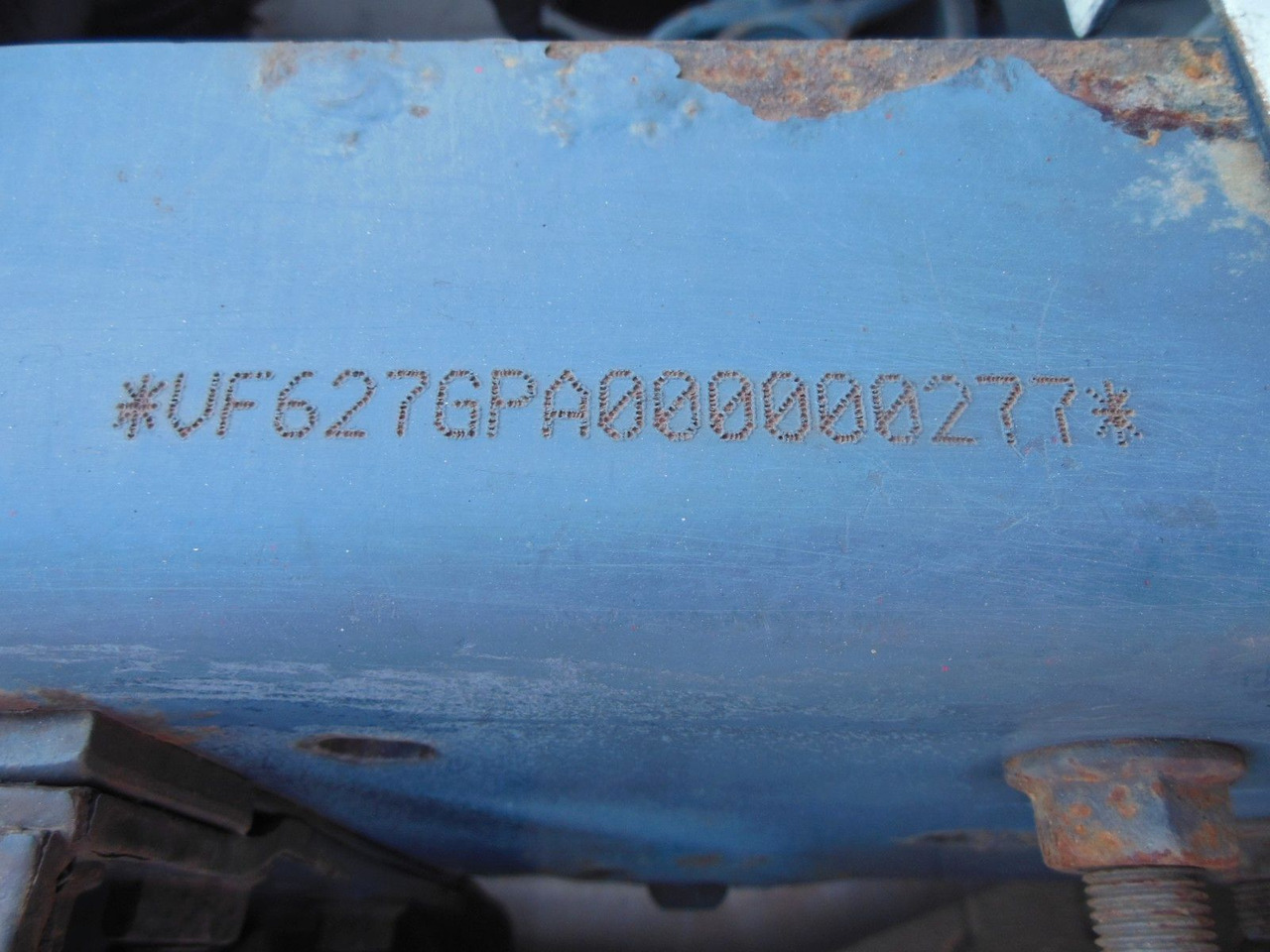 Tractor unit Renault PREMIUM 440.19 DXi: picture 25