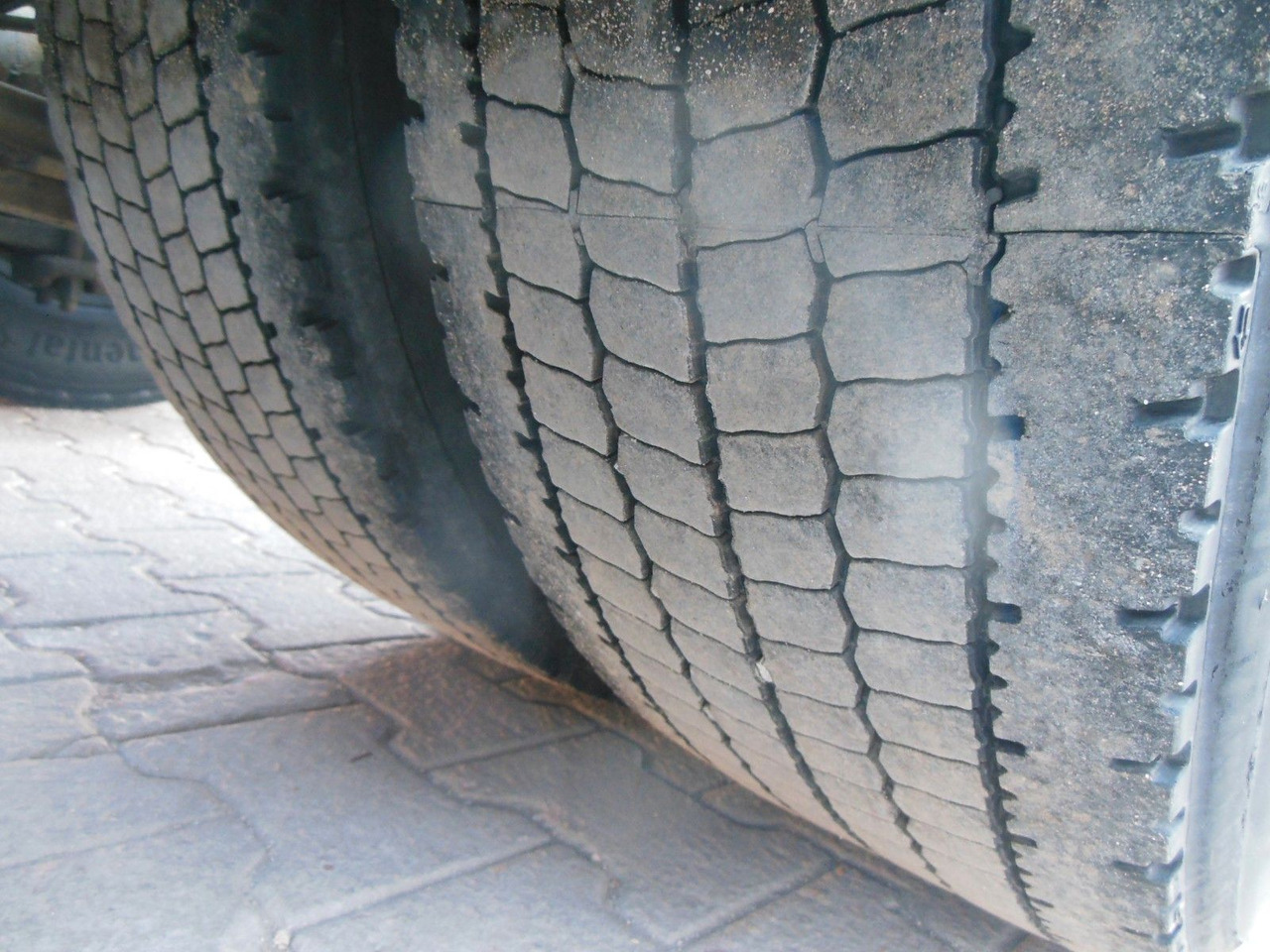 Tractor unit Renault PREMIUM 440.19 DXi: picture 7