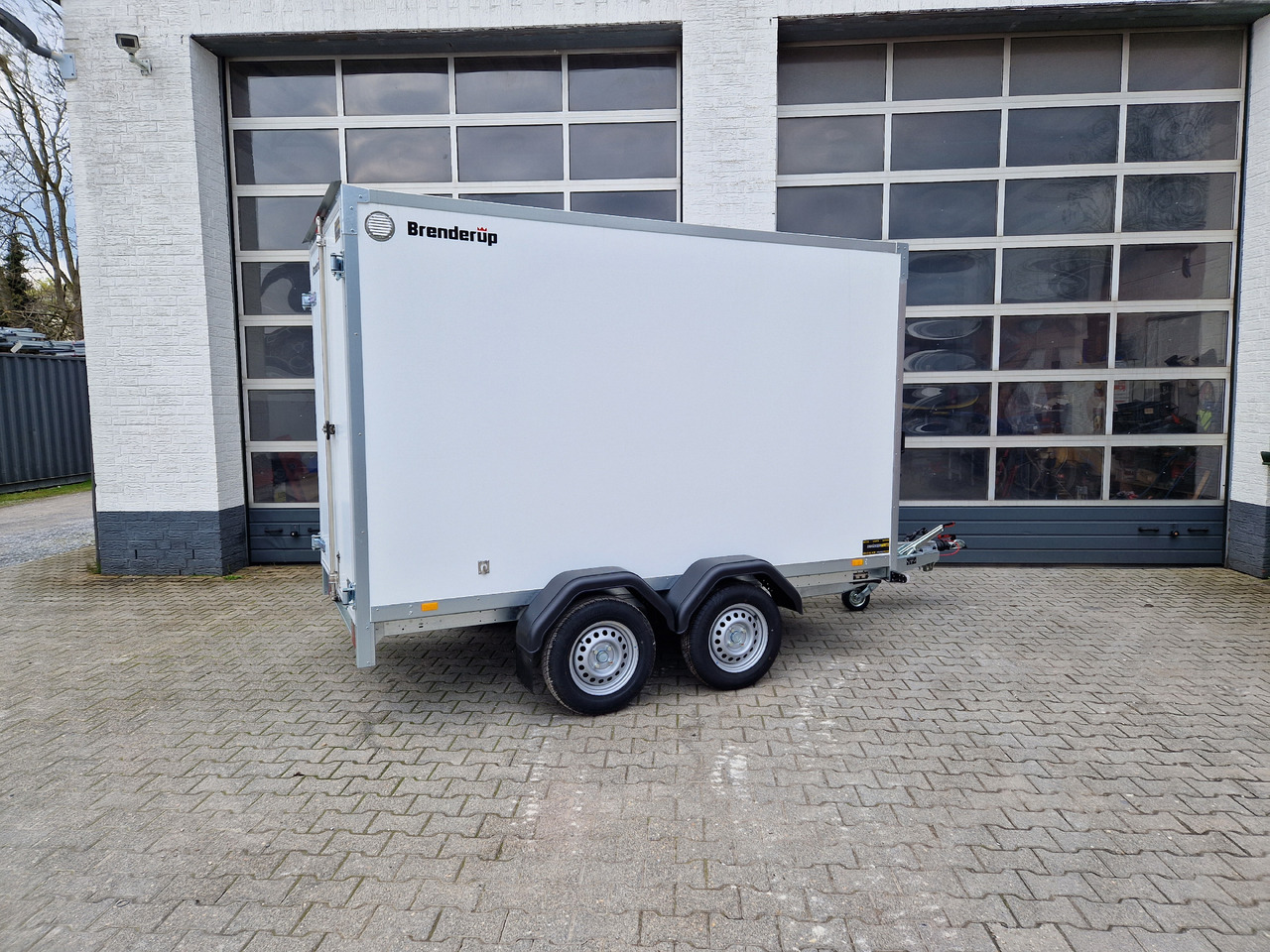 Closed box trailer Brenderup Cargo Dynamic CD300 TB D 300x155x185cm Hecktüren Wabenwände (M) 2000kg: picture 9