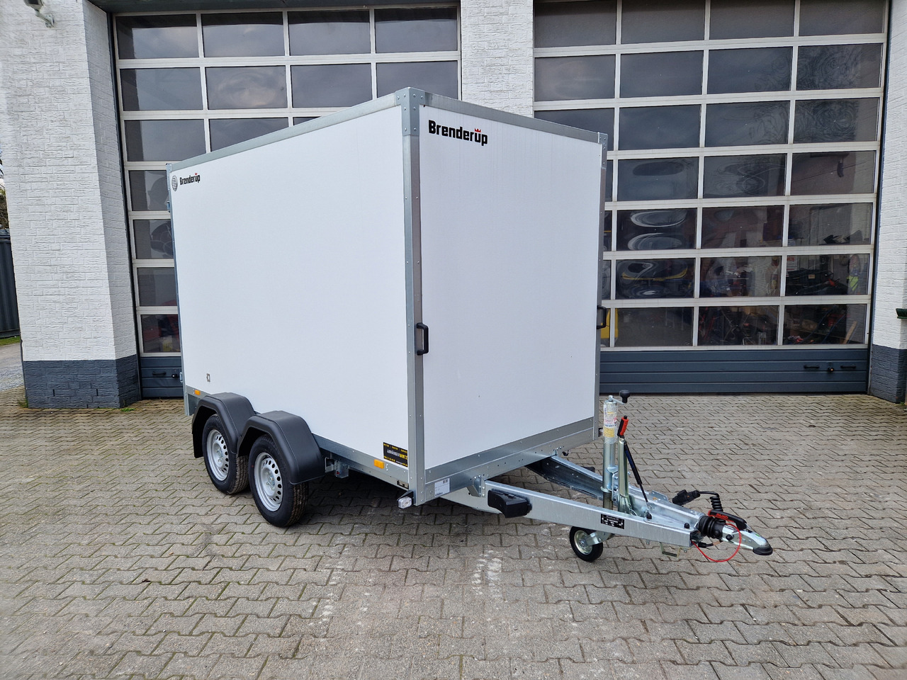 Closed box trailer Brenderup Cargo Dynamic CD300 TB D 300x155x185cm Hecktüren Wabenwände (M) 2000kg: picture 18