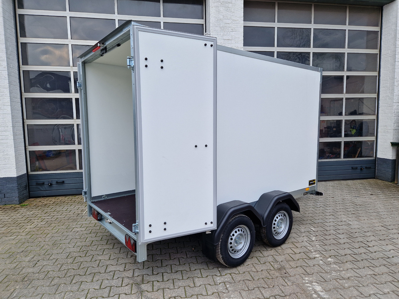 Closed box trailer Brenderup Cargo Dynamic CD300 TB D 300x155x185cm Hecktüren Wabenwände (M) 2000kg: picture 8