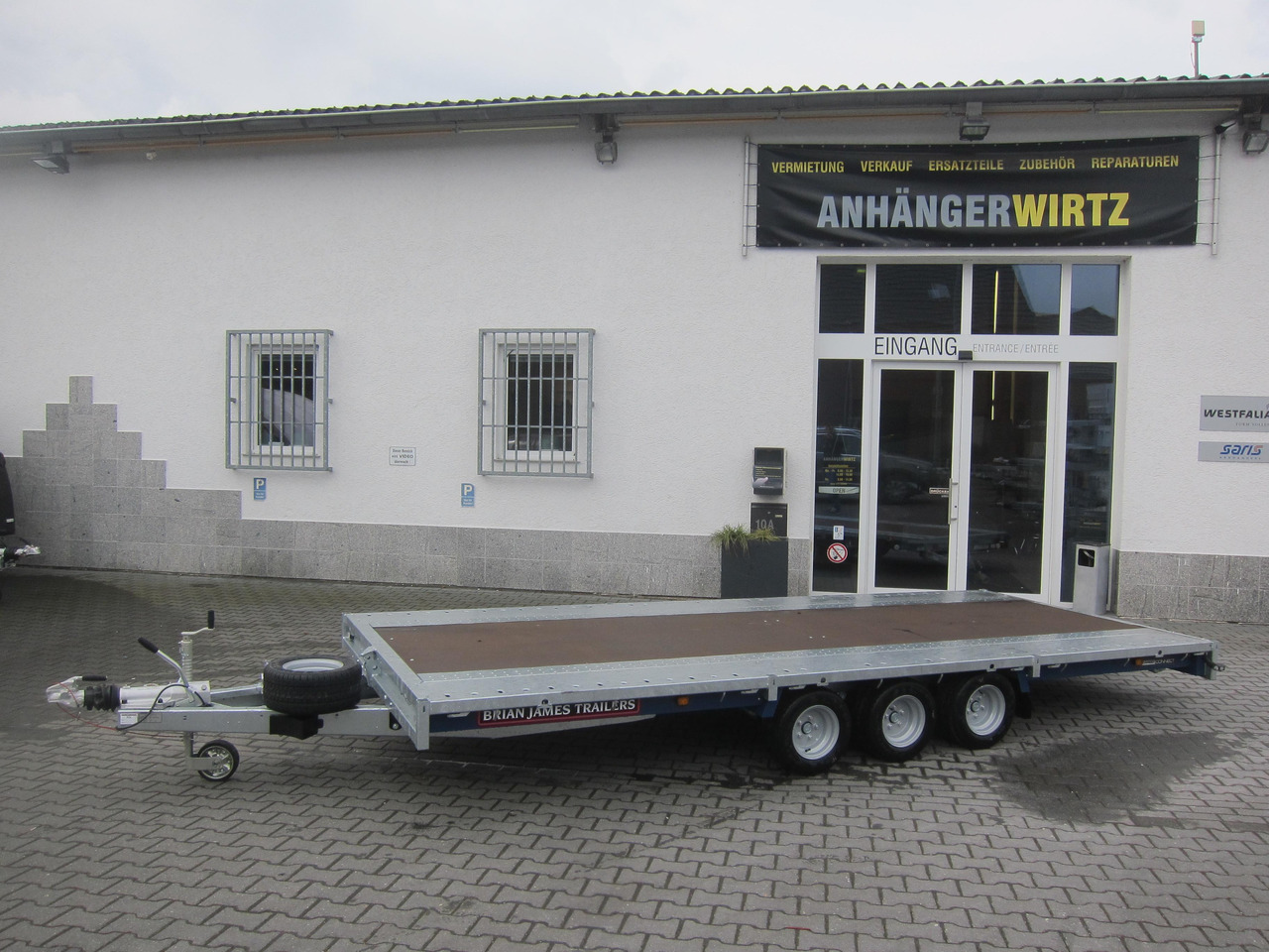 Brian James Trailer CarGO Connect 500x225cm Plateau Tridem 10" 3500kg 22 - Dropside/ Flatbed trailer: picture 1 Brian James Trailer CarGO Connect 500x225cm Plateau Tridem 10" 3500kg 22 - Dropside/ Flatbed trailer: picture 1