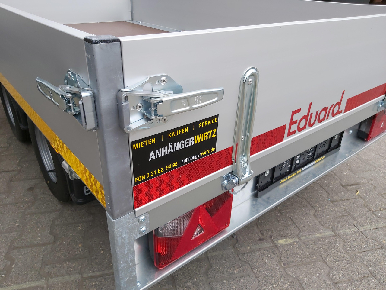 Dropside/ Flatbed trailer Hochlader light 2514 250x145x30cm Lfh: 56cm niedrig Fahrgestell 10" (S) 2000kg budget Aktion: picture 8