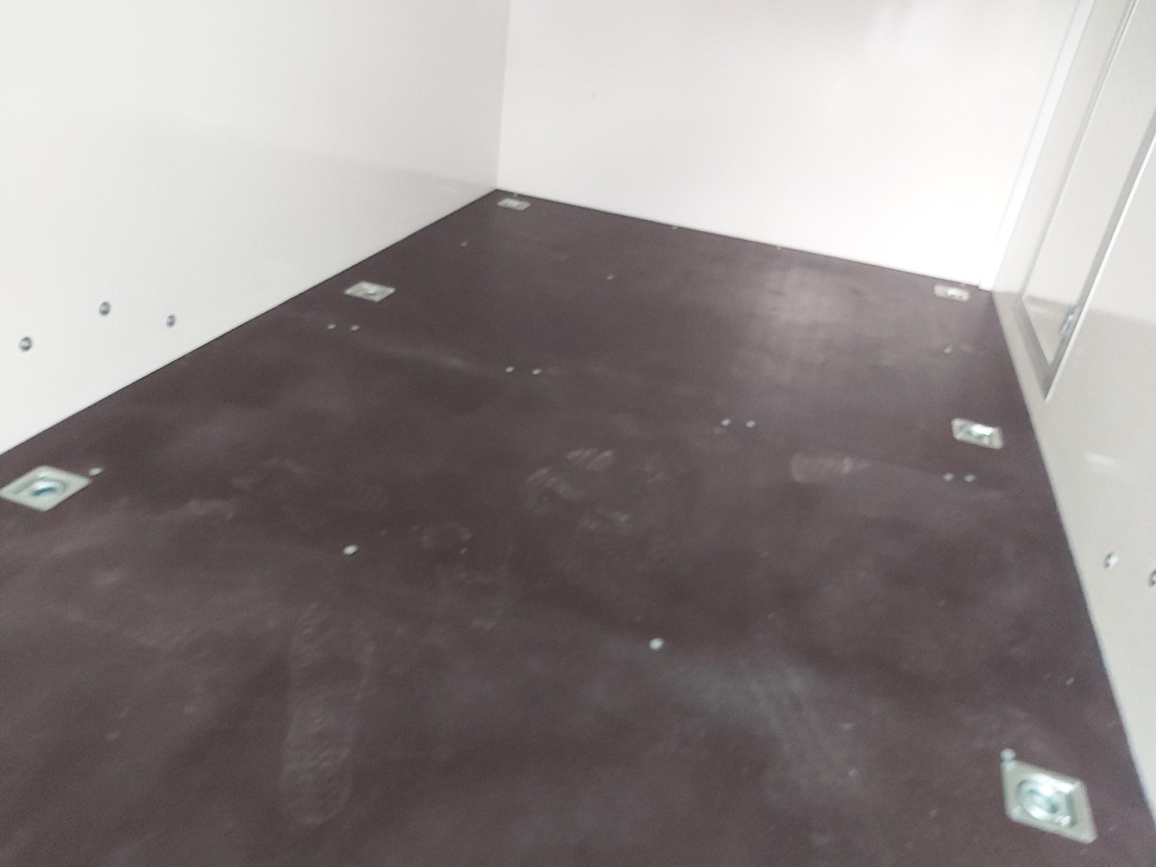 Caravan Koffer Sport Camp TFS 360.00 360x180x190cm aero Seitentür 2 Fenster+ DL IL 230V 1300kg 100km/H: picture 11