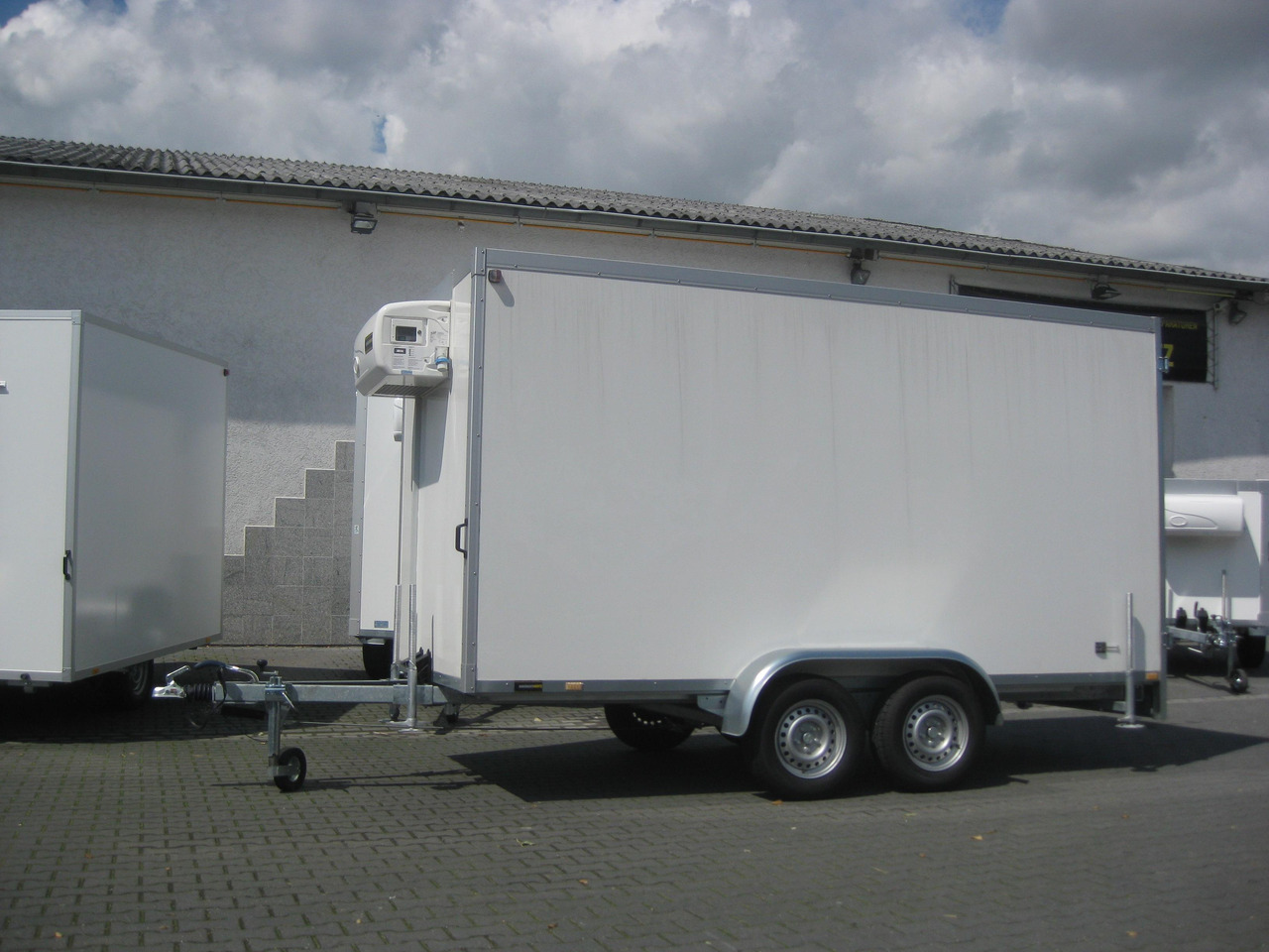 Kühlanhänger AZKF 2740/180 395x178x200cm Govi Kühlaggregat 5 60 Frioliner Modell 2023 - Refrigerator trailer: picture 4 Kühlanhänger AZKF 2740/180 395x178x200cm Govi Kühlaggregat 5 60 Frioliner Modell 2023 - Refrigerator trailer: picture 4