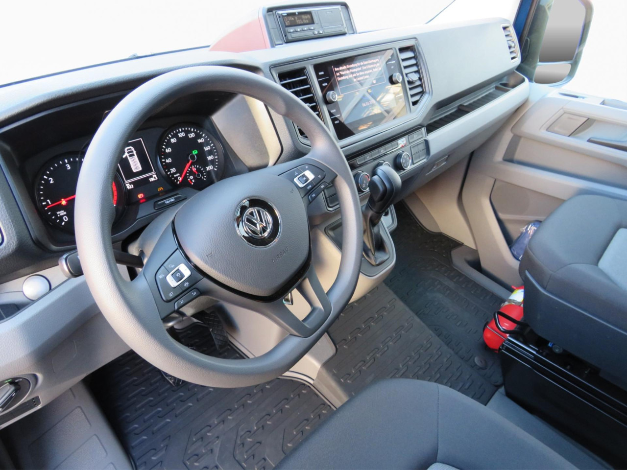 Panel van VOLKSWAGEN Crafter 55 L5 Superhochdach Doka BOTT-Ausbau Klima: picture 8 Panel van VOLKSWAGEN Crafter 55 L5 Superhochdach Doka BOTT-Ausbau Klima: picture 8