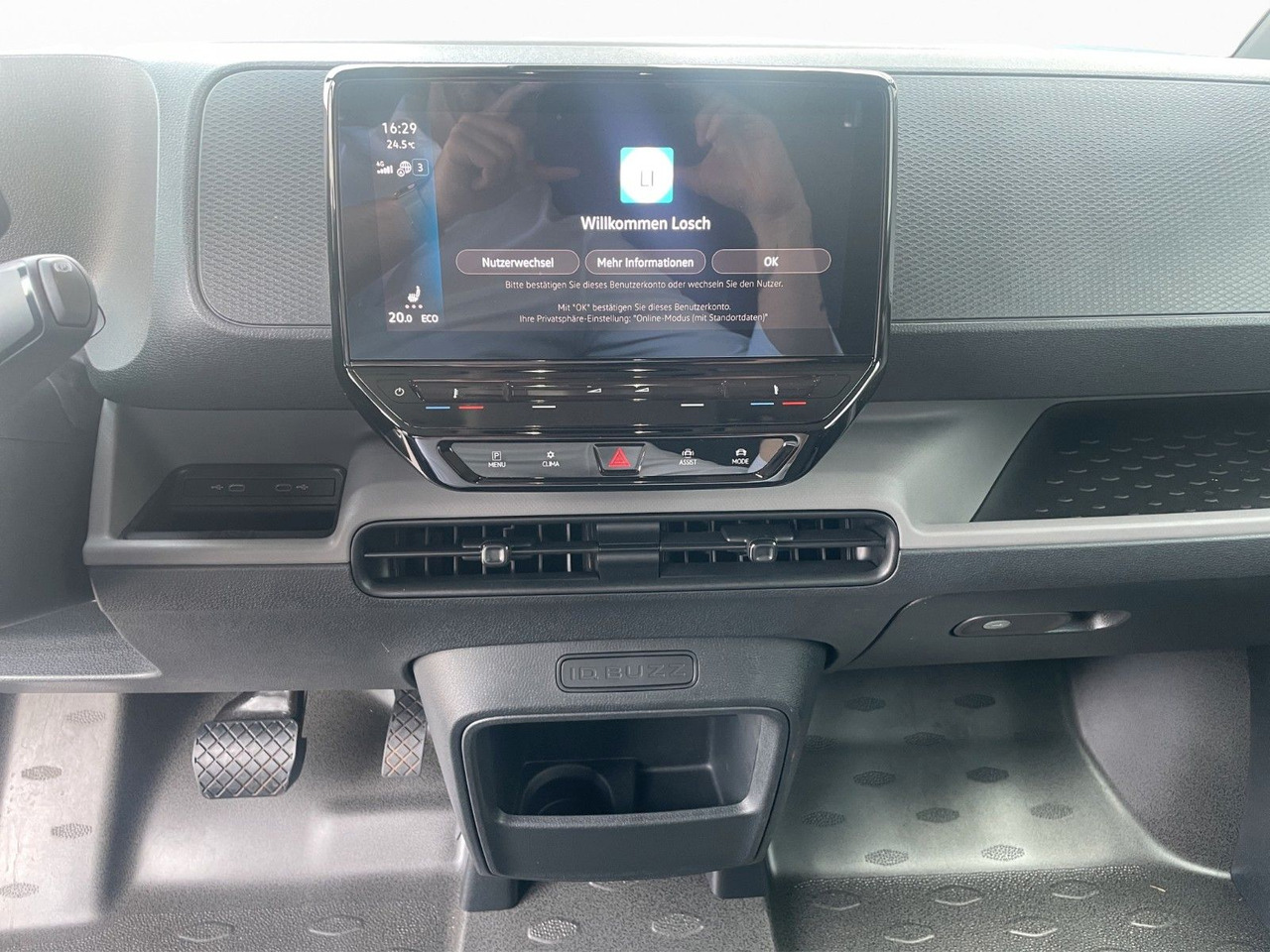 Small van, Electric van Volkswagen ID.Buzz Cargo 150 kW Volkswagen ID.Buzz Cargo 150 kW: picture 12