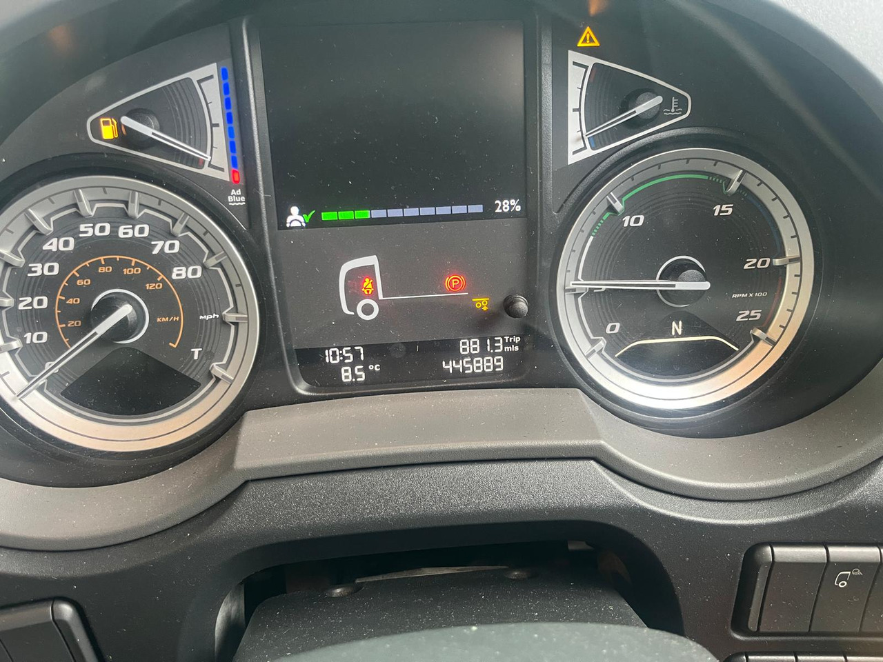 DAF CF 460 - Tractor unit: picture 3 DAF CF 460 - Tractor unit: picture 3