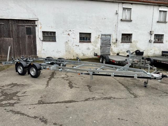 New Boat trailer Brenderup Brenderup Premium Bootsanhänger 263500TB SRX mit Superrollen, 3,5 to. 7,8m/ 26 Fuß: picture 9