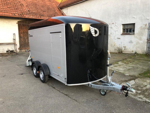 Cheval Liberte Debon Roadster 500 XL Alu + Türe 2600 kg, 100 km/h, 379x169x202cm - Closed box trailer: picture 2 Cheval Liberte Debon Roadster 500 XL Alu + Türe 2600 kg, 100 km/h, 379x169x202cm - Closed box trailer: picture 2