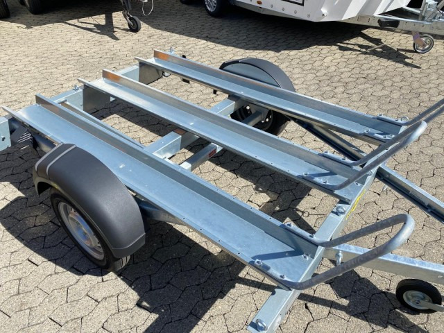 Humbaur Motorradanhänger HM 752113, 100 km/h 0,75 t. 2095 x 1365 x 70 mm - Motorcycle trailer: picture 3 Humbaur Motorradanhänger HM 752113, 100 km/h 0,75 t. 2095 x 1365 x 70 mm - Motorcycle trailer: picture 3