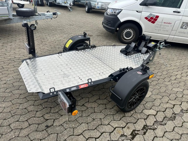 Lorries Motorradanhänger MT-1, 0,75 to. 245 x 99 cm, Alu-Felgen - Motorcycle trailer: picture 5 Lorries Motorradanhänger MT-1, 0,75 to. 245 x 99 cm, Alu-Felgen - Motorcycle trailer: picture 5