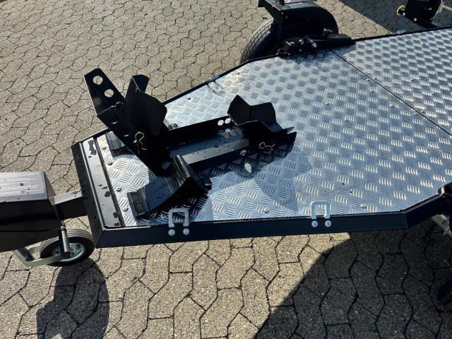 Lorries Motorradanhänger MT-1, 0,75 to. 245 x 99 cm, absenkbar - Motorcycle trailer: picture 4 Lorries Motorradanhänger MT-1, 0,75 to. 245 x 99 cm, absenkbar - Motorcycle trailer: picture 4