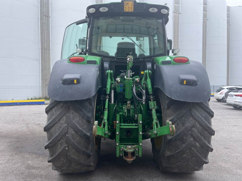 John Deere 6210 R AutoPower - Farm tractor: picture 5 John Deere 6210 R AutoPower - Farm tractor: picture 5