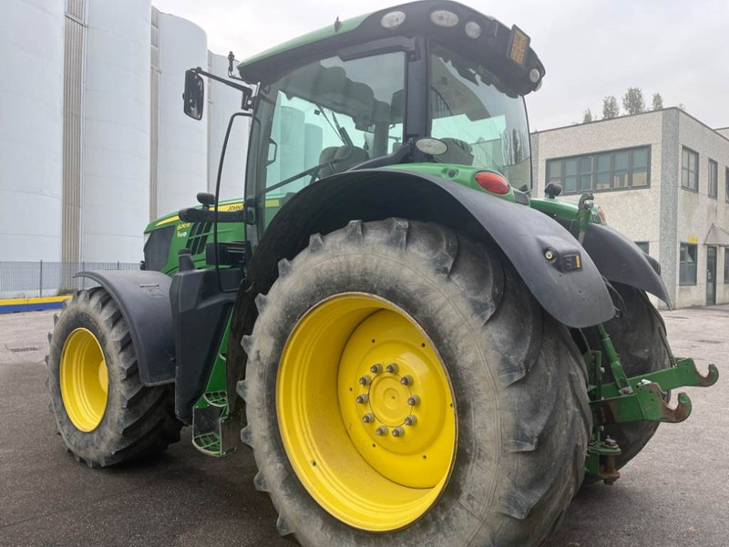 John Deere 6210 R AutoPower - Farm tractor: picture 4 John Deere 6210 R AutoPower - Farm tractor: picture 4