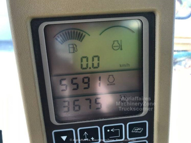 Forage harvester John Deere 7700: picture 8