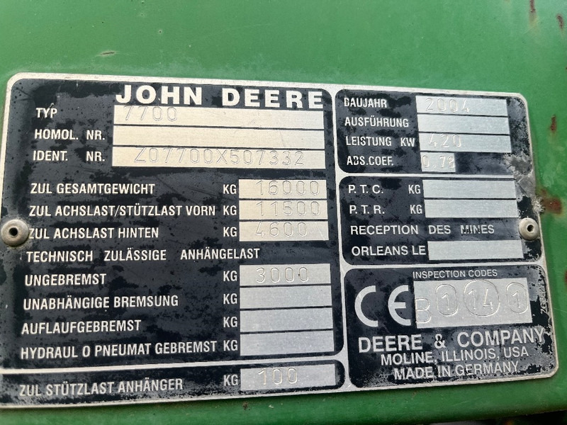Forage harvester John Deere 7700: picture 9