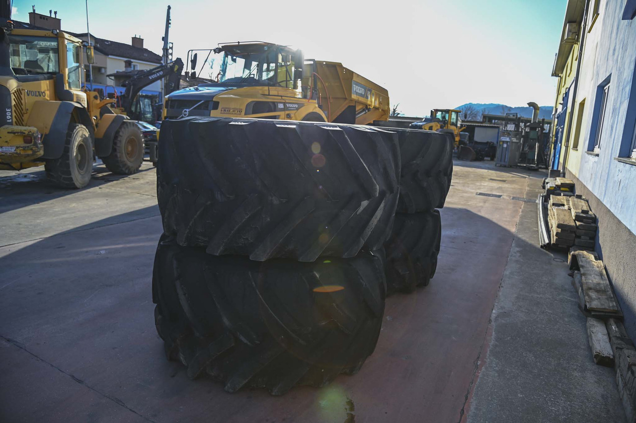 BKT 28LR26 - Tire for Wheel loader: picture 4 BKT 28LR26 - Tire for Wheel loader: picture 4