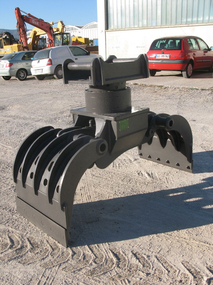 Balavto Grab BG13 - Grapple for Excavator: picture 1 Balavto Grab BG13 - Grapple for Excavator: picture 1