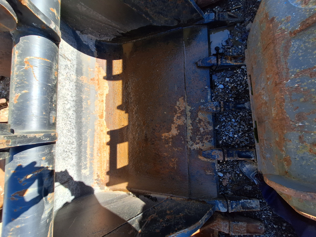 Digging bucket 1550 mm - Excavator bucket: picture 2 Digging bucket 1550 mm - Excavator bucket: picture 2