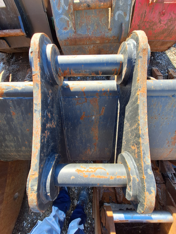Digging bucket 1550 mm - Excavator bucket: picture 3 Digging bucket 1550 mm - Excavator bucket: picture 3