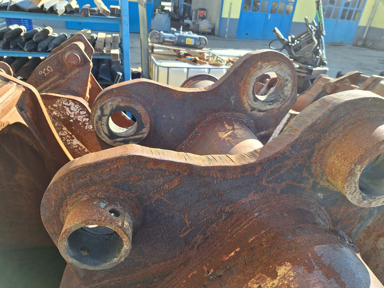 Digging bucket 1700 mm - Excavator bucket: picture 3 Digging bucket 1700 mm - Excavator bucket: picture 3