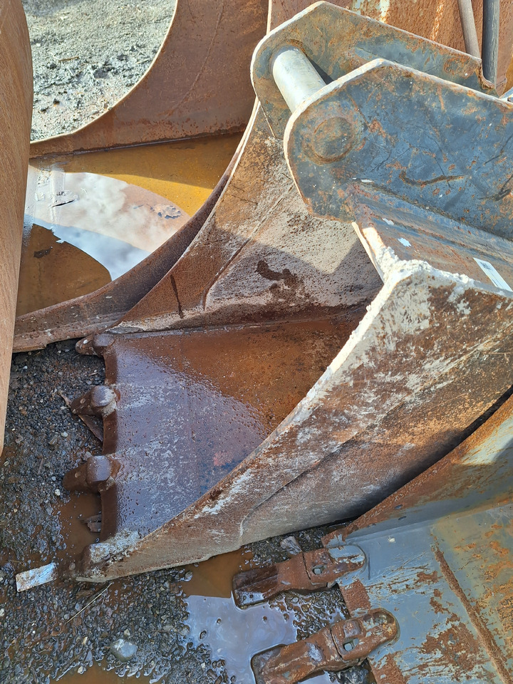 Digging bucket 600 mm VTN - Excavator bucket: picture 2 Digging bucket 600 mm VTN - Excavator bucket: picture 2
