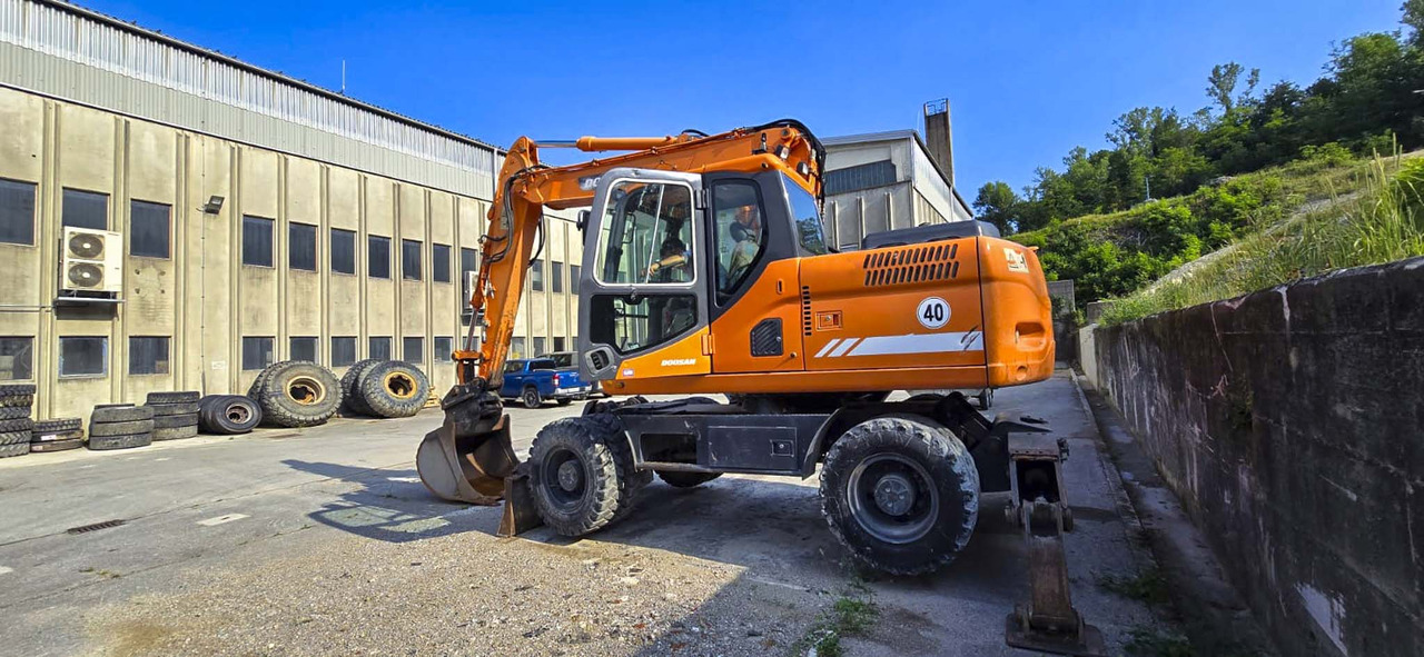 Doosan DX160W - Wheel excavator: picture 2 Doosan DX160W - Wheel excavator: picture 2