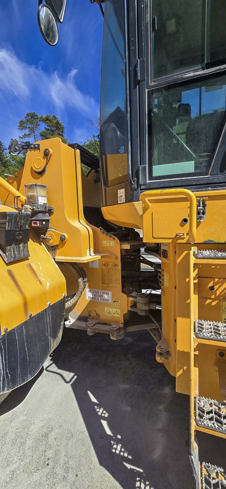 Wheel loader HYUNDAI HL970: picture 10