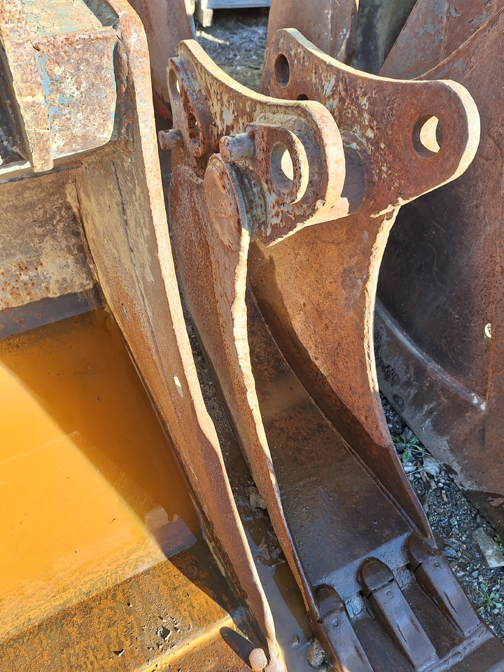 Narrow digging bucket 300 mm - Excavator bucket: picture 4 Narrow digging bucket 300 mm - Excavator bucket: picture 4