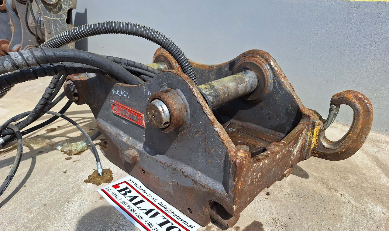 OilQuick quick coupler - Quick coupler for Excavator: picture 1 OilQuick quick coupler - Quick coupler for Excavator: picture 1