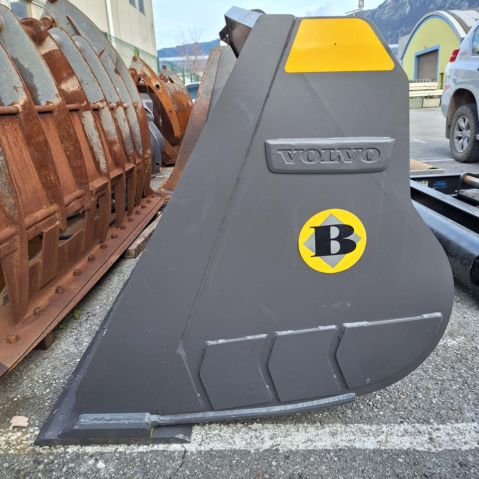 VOLVO 2880 mm for 18-22 ton wheel loaders - Loader bucket for Wheel loader: picture 2 VOLVO 2880 mm for 18-22 ton wheel loaders - Loader bucket for Wheel loader: picture 2