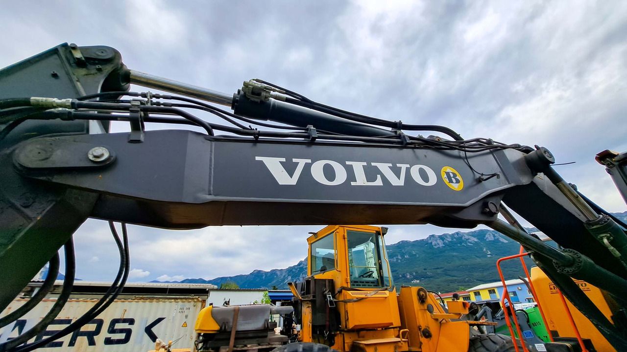 Wheel excavator VOLVO EWR150E: picture 33