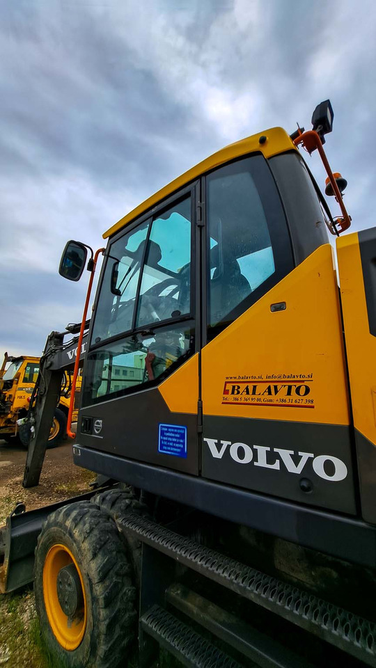 Wheel excavator VOLVO EWR150E: picture 37